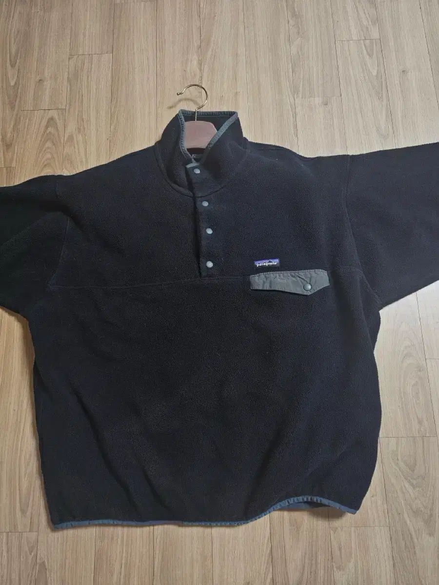 FA 17 patagonia Synchilla シンチラ ブラック L コロンビア ヘビー生地