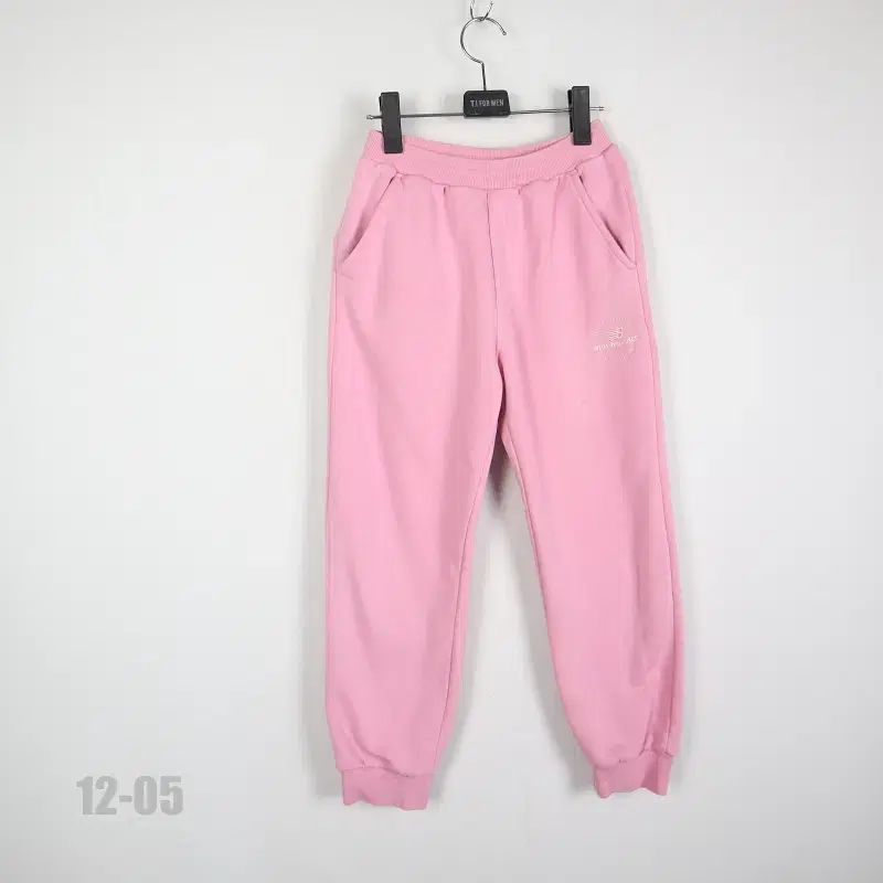 黒 ミャクミャク キティ なりきりぬいぐるみ カラビナ サンリオ BC