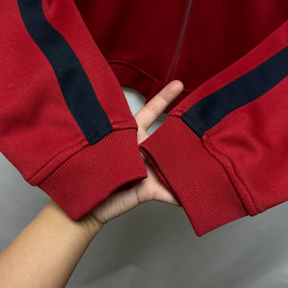 ジップアップ ジャージ