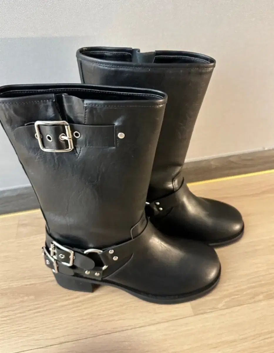 バイカーミドルブーツ