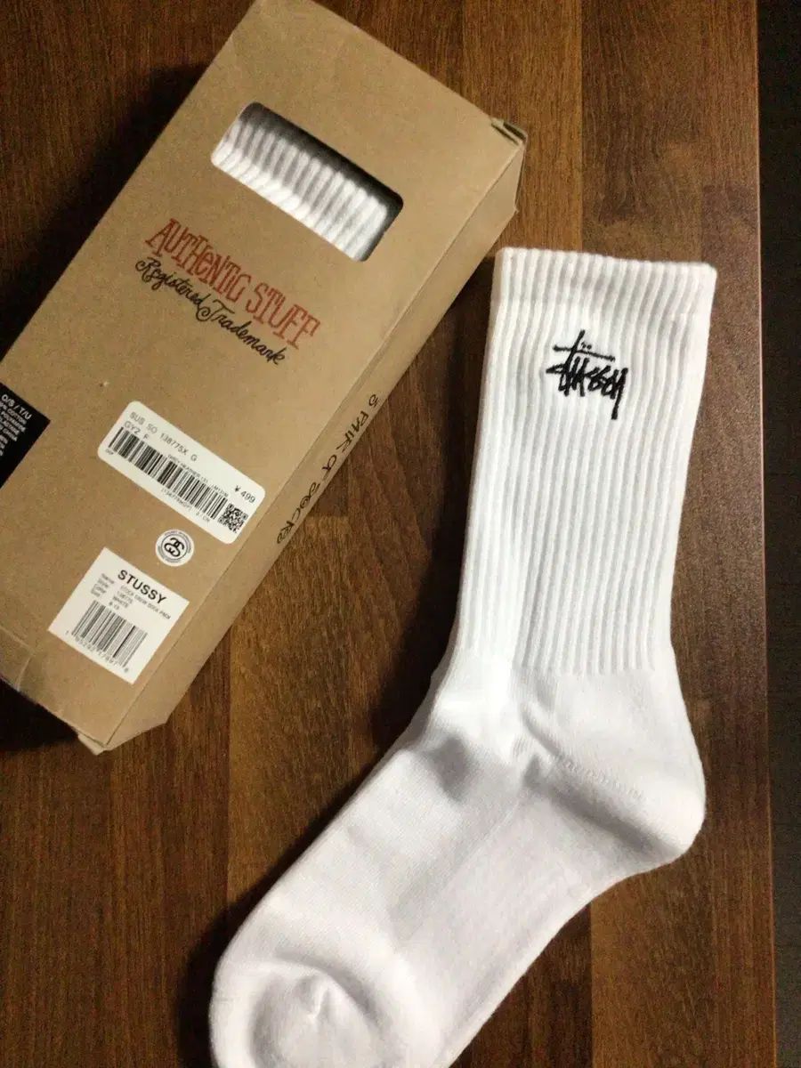 STUSSY 白 靴下 3足 セット