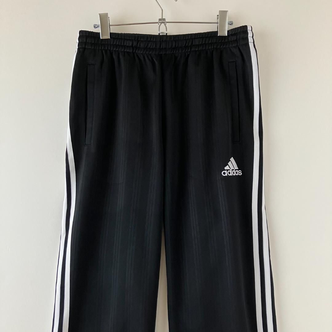 adidas トラックパンツ Oサイズ カモフラージュストライプ 万国旗 刺繍