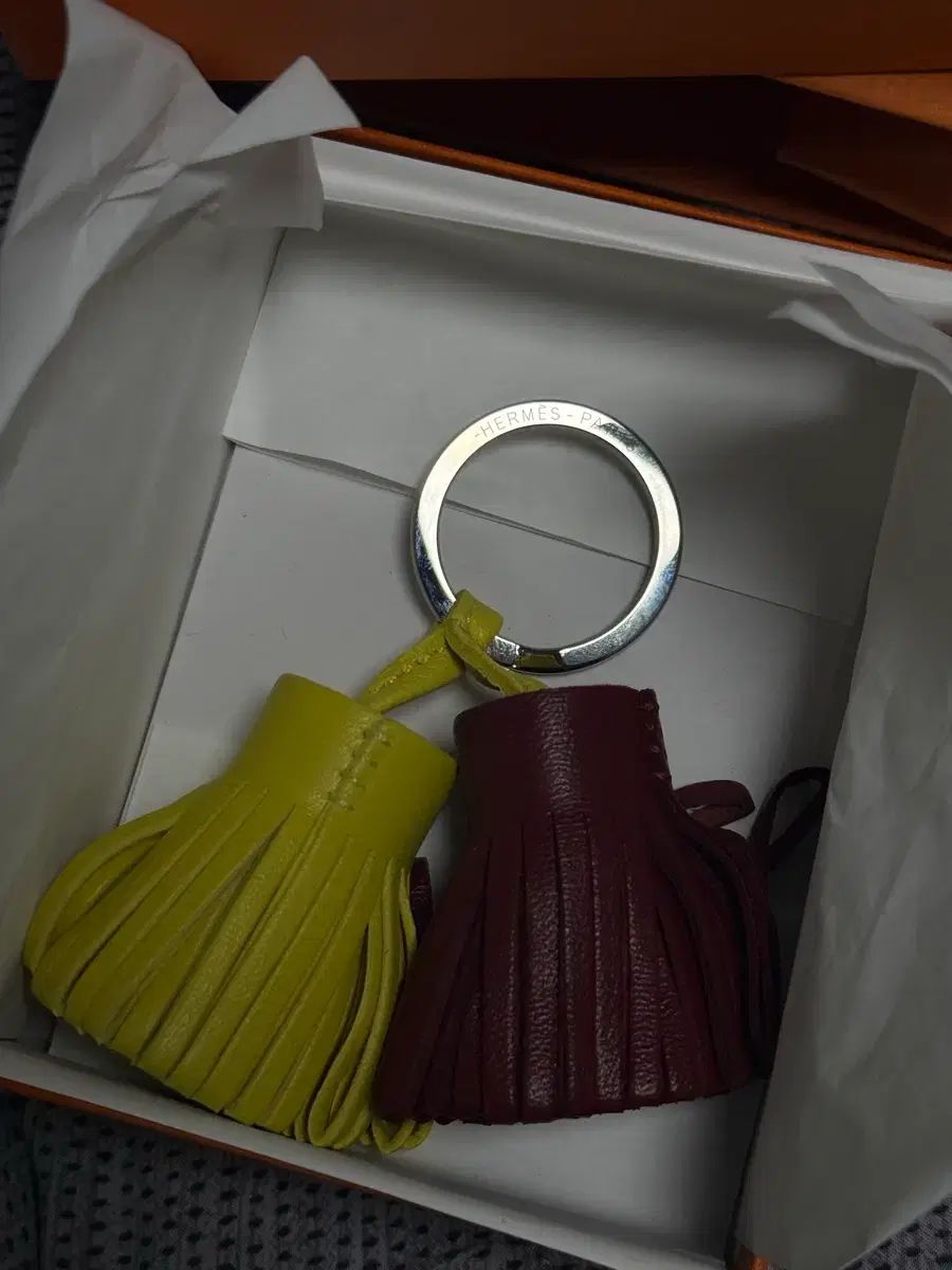 エルメス カルメン デュオ キーホルダー