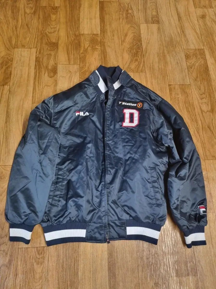 斗山ベアーズ アセンティック 野球 アウター 新しい