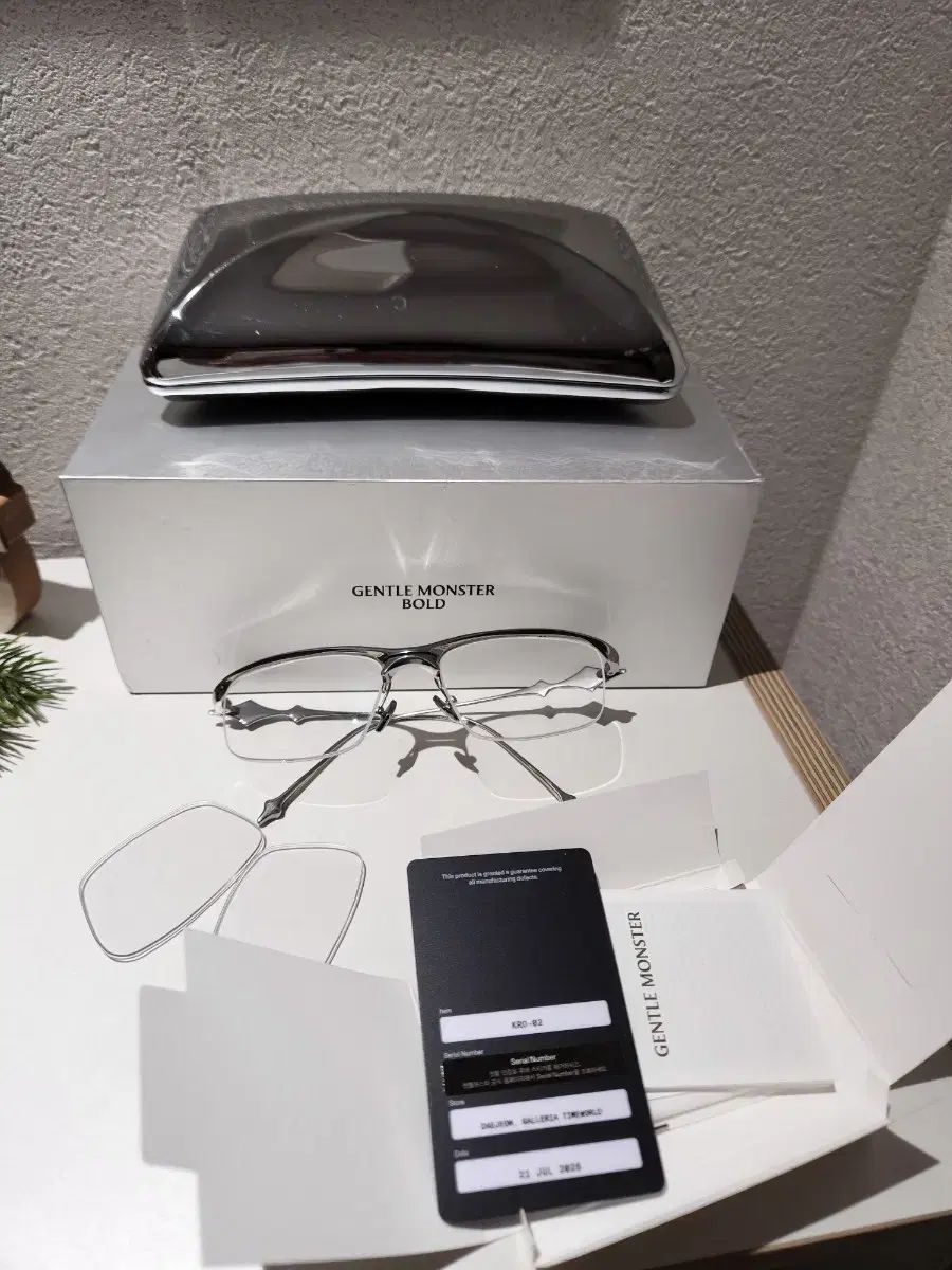 GENTLE MONSTER ジェントルモンスター KRO 02 メガネ