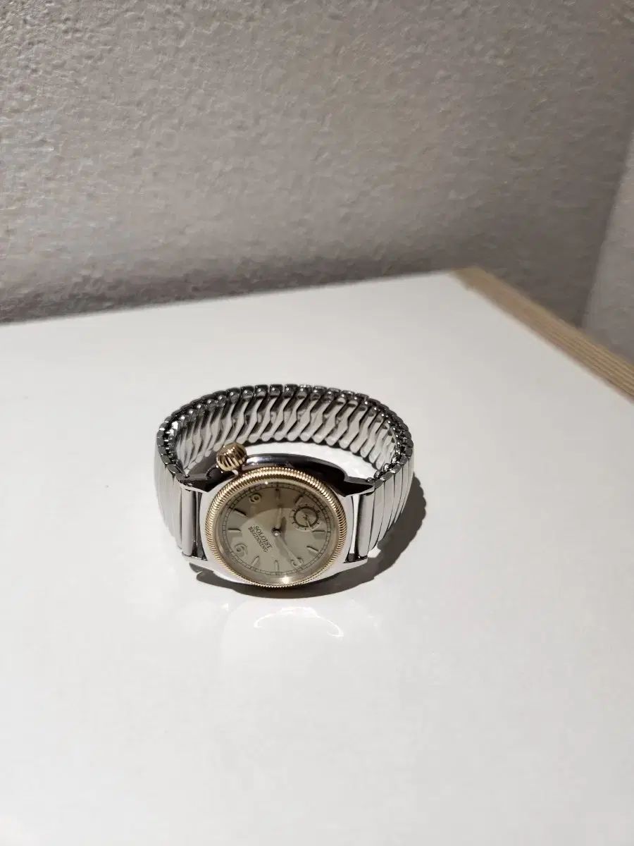 SOLOIST バグウォッチ 32 mm