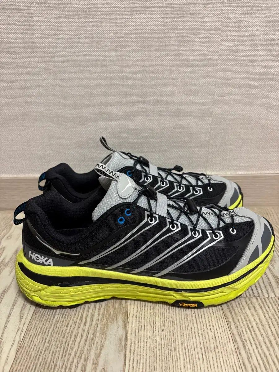 290 ホカ 麻 マファテ スリー 2 Hoka Mafate Three Blac