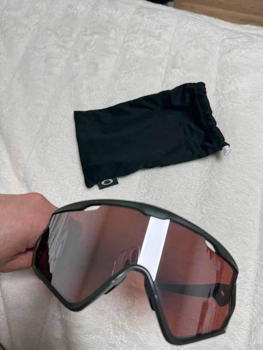オークリー サングラス ウィンドジャケット 2 0
