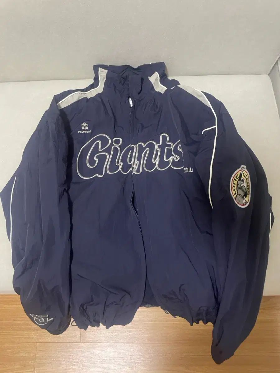 ポリテル ロッテ ジャイアンツ DUGOUT レトロ アウター ウィンドブレーカー 110 ネイビー