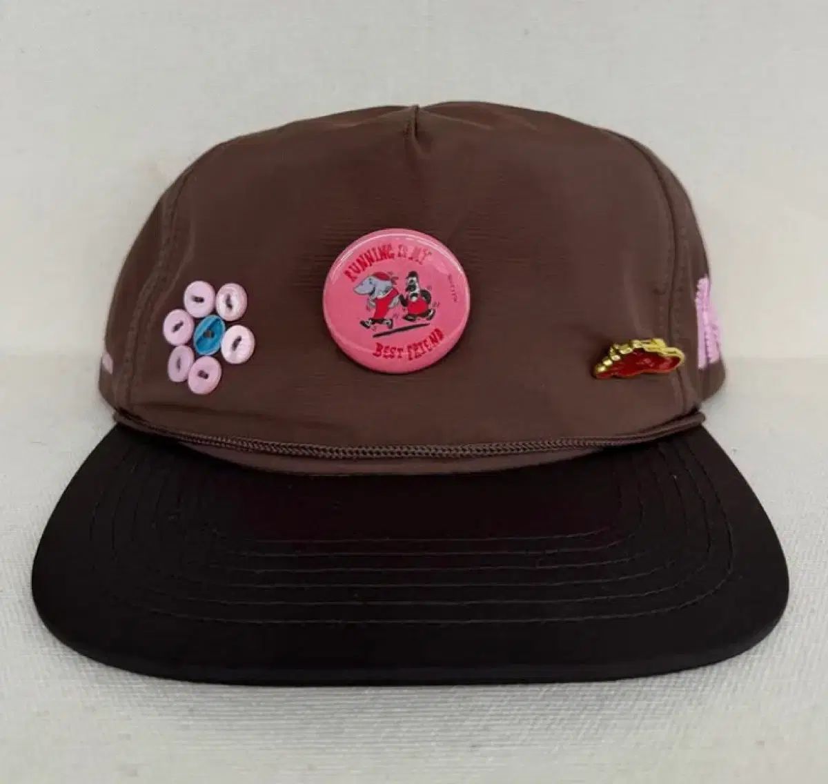 アレックスジョノ ランニング トラッカーキャップ ブラウン