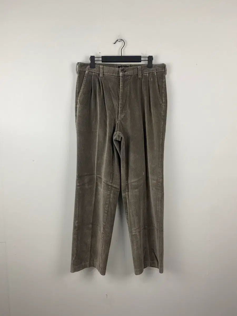 バレンシアガ BB コーデュロイ ゴールデン パンツ M 496