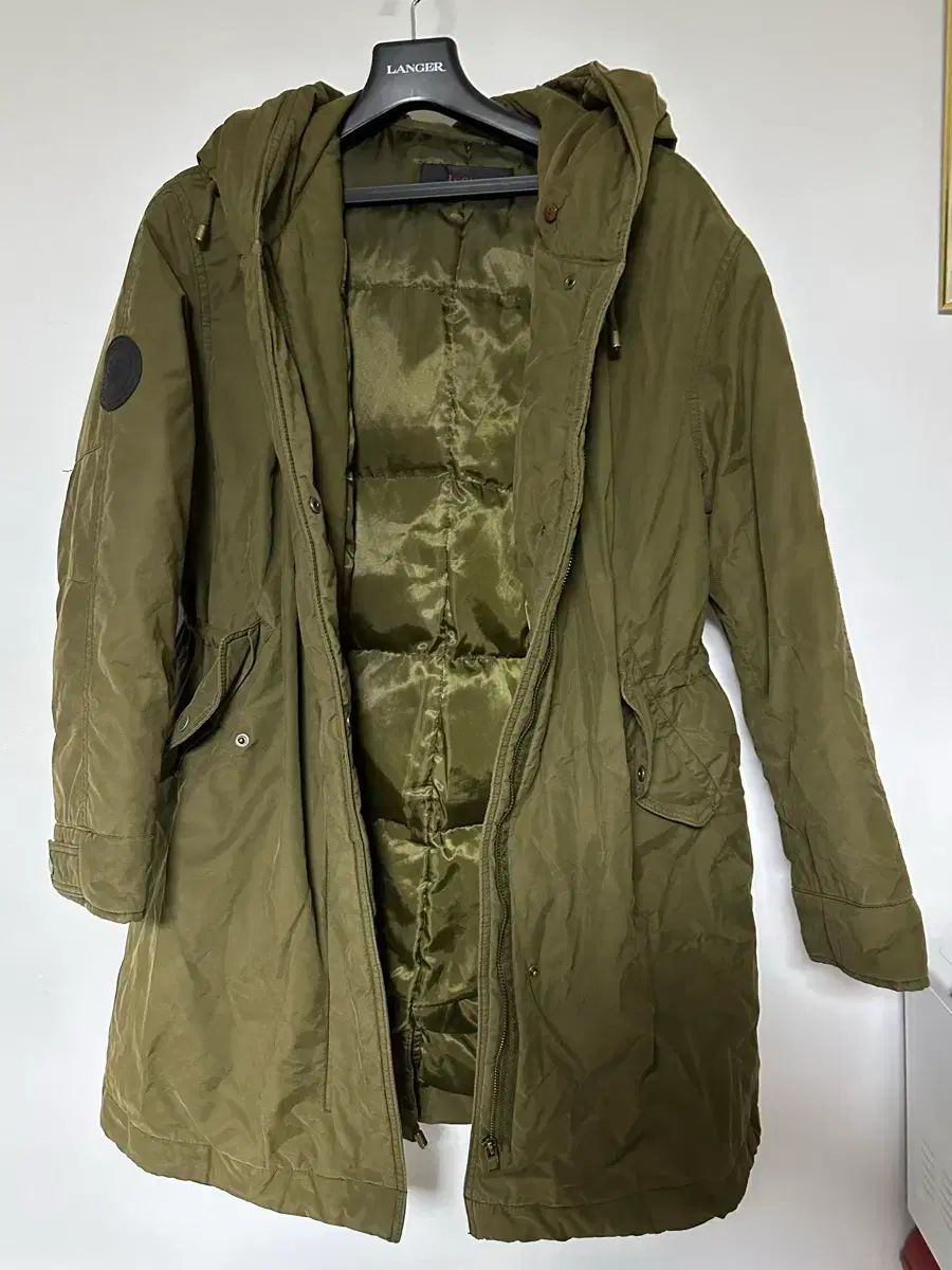 SOUP カーキ色 フード ダウン アウター