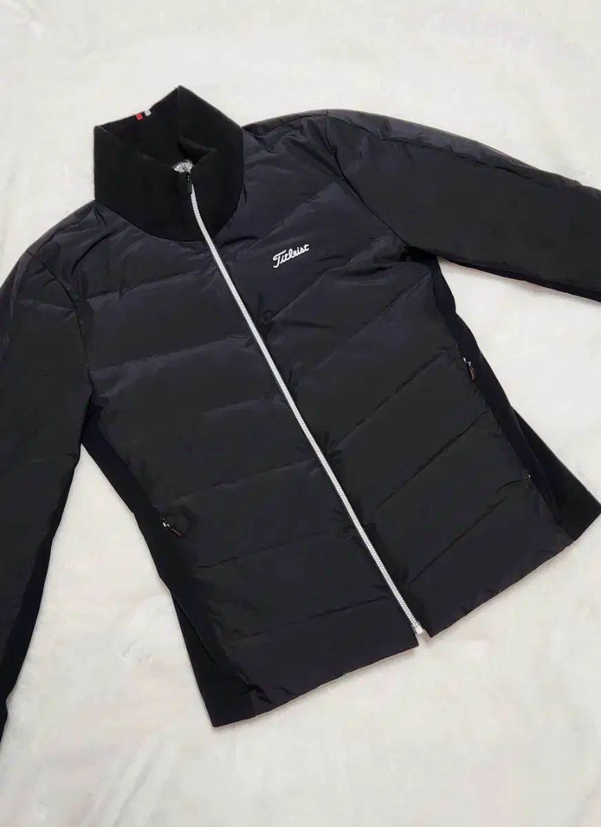 Titleist タイトリスト グースダウン ダウン レディース M