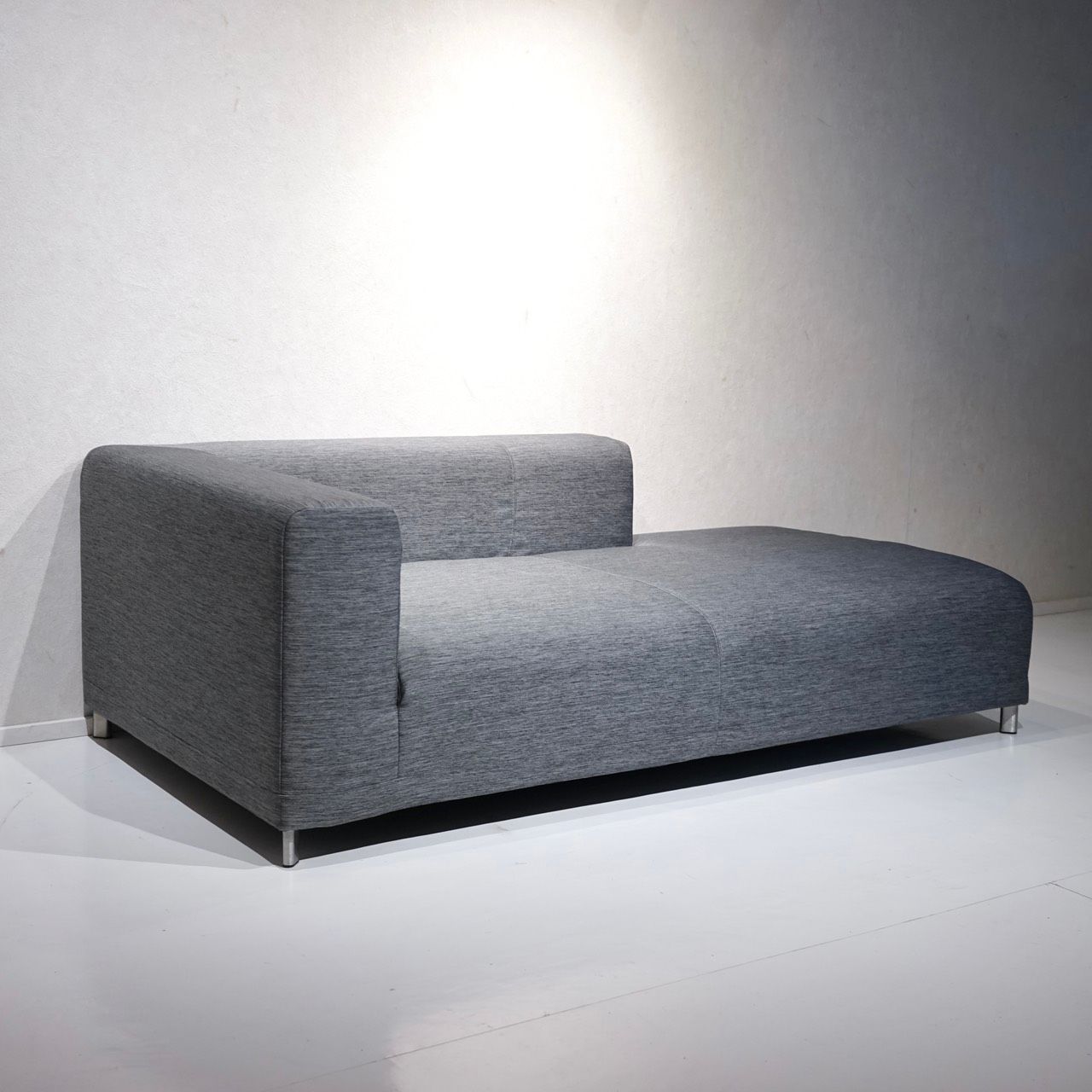 ligne roset リーンロゼ ROSETOpium ロゼオピューム 2人掛け ソファ 2 Pソファ 片肘ソファ ファブリック モダン ミニマル ホテルライク