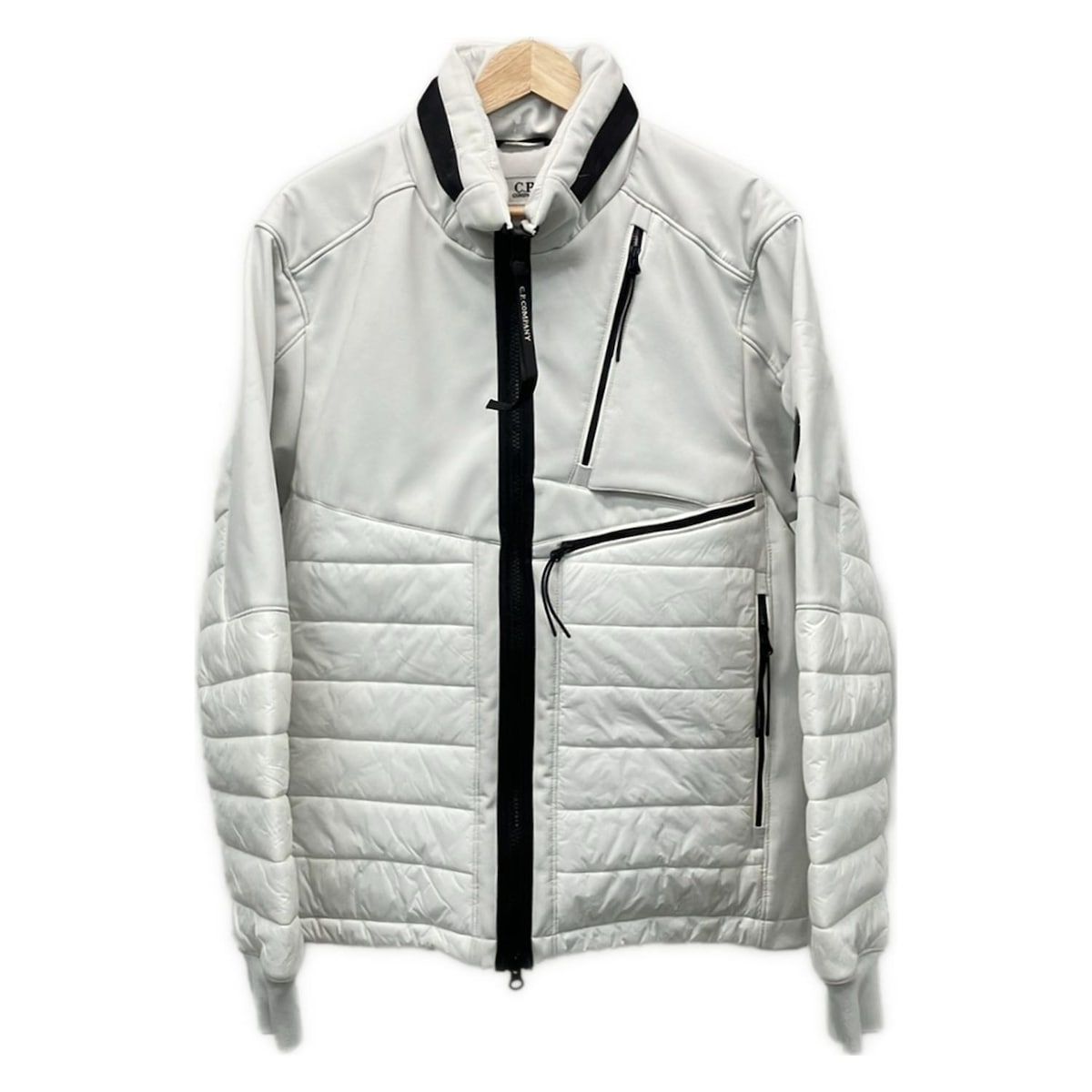 C.P.COMPANY(シーピーカンパニー) ブルゾン サイズ50 メンズ - 白×黒