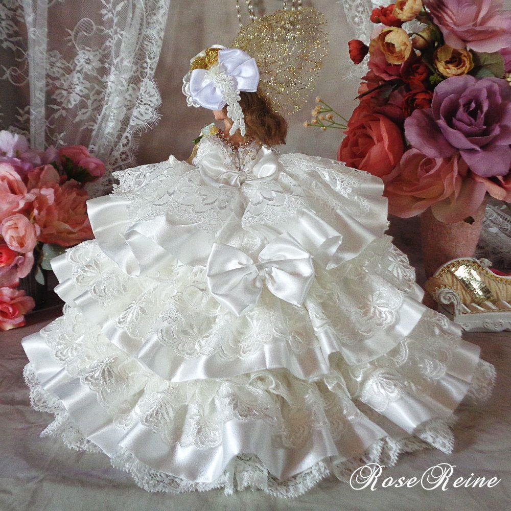  XmasSale アンネローゼ王妃 艶めくパールホワイトの豪華プリンセスドールドレス 着せ替え服 アウトフィット ぬいぐるみ 人形 置物