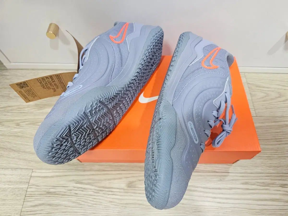 ナイキ ティエンポ レジェンド10 アカデミー IC インドアシューズ