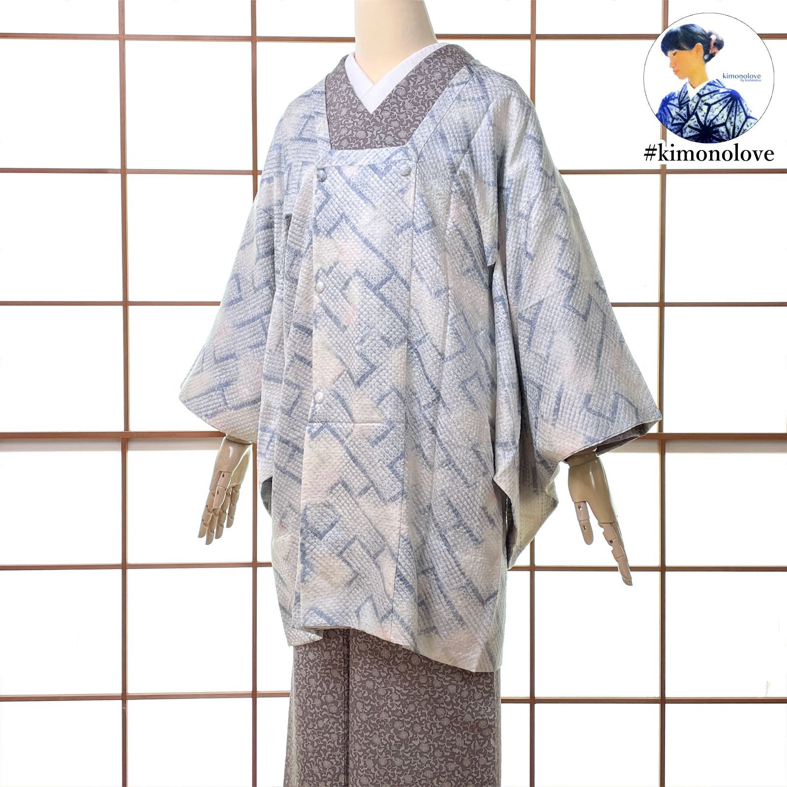 和装コート 単衣 道行 正絹 総絞り 工字繋ぎ オフホワイト 淡いブルーグレー 手縫い ビンテージ着物 kimonolove リユース品 オゾン消臭サービス A-2600