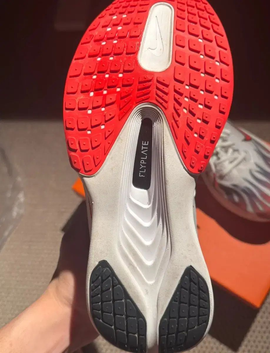ナイキ ズーム フライ 6 ハバネロ レッド 26.5
