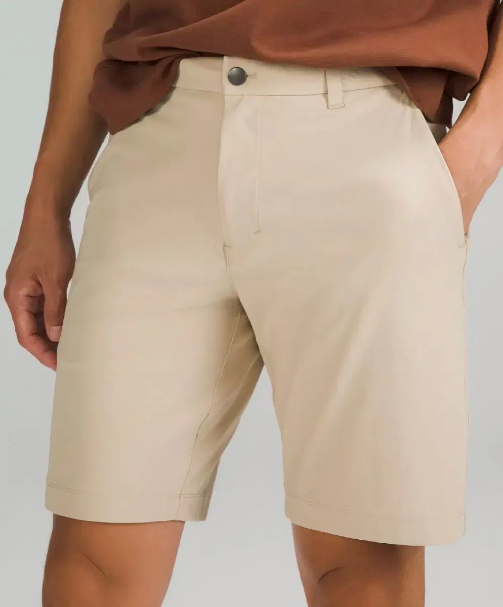 lululemon メンズ コミッション ショート 9インチ ハーフパンツ トレンチ