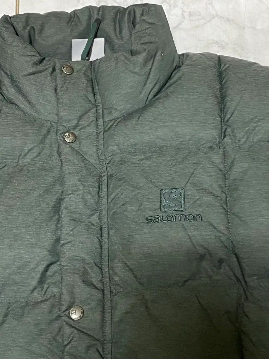 サロモン ダウンベスト ダークグリーン サイズ 105