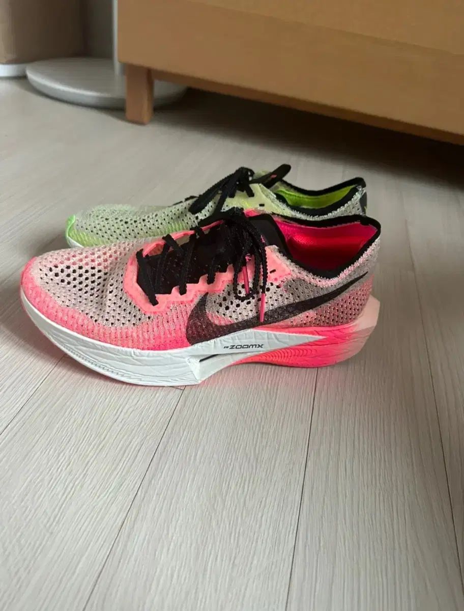 ナイキ ヴェイパーフライ 3 エキデン 260