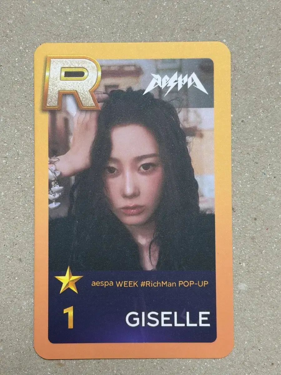 リー・マン 日本 ポップアップ SuperStar SMTOWN ジゼル(GISELLE