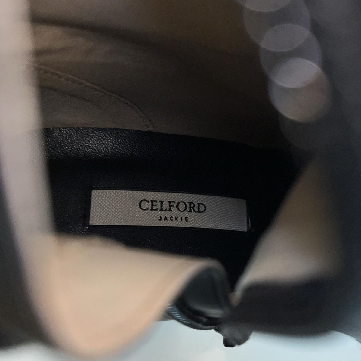 黒 ポインテッドトゥ