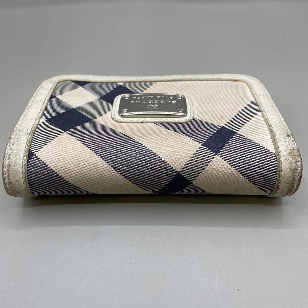 【BURBERRY BLUE LABEL】ノバチェック　ホースロゴ金具　長財布 BURBERRY BLUE LABELノバチェック ホースロゴ金具 長財布 良品