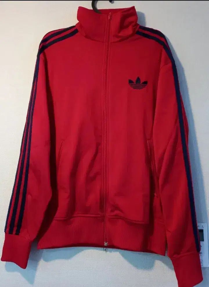アディダス ファイヤーバード 赤黒 レッド トラックジャージ ジャージ ジップアップジャージ 100/L