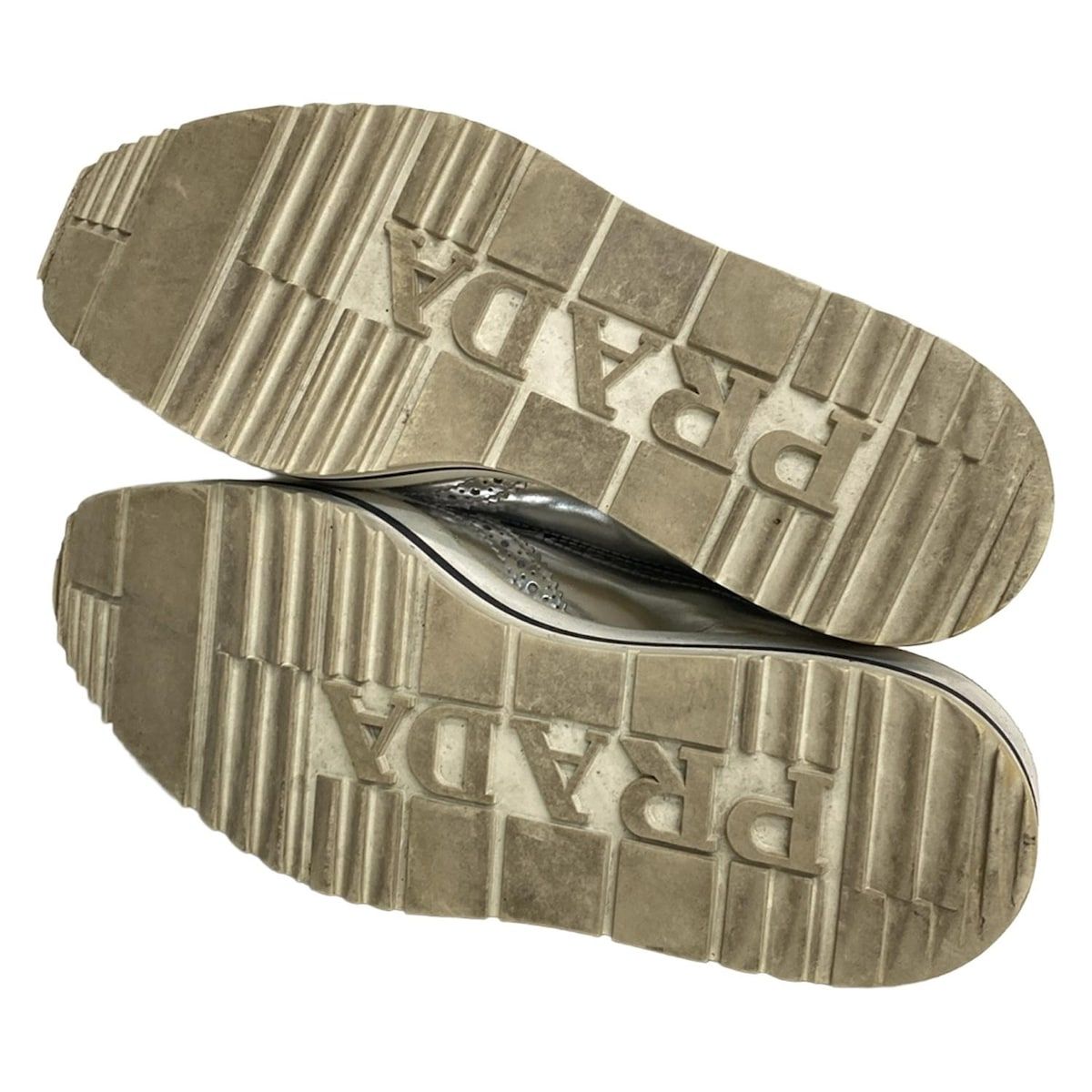 PRADA(プラダ) シューズ 35 1/2 レディース - シルバー ウィングチップ