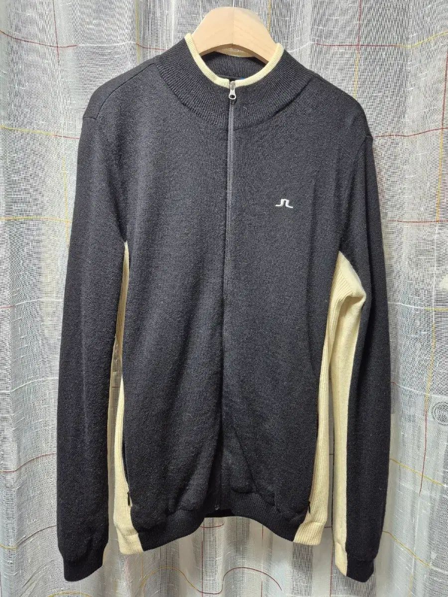 J LINDEBERG リンドバーグ ブラック 防風 ジップアップ