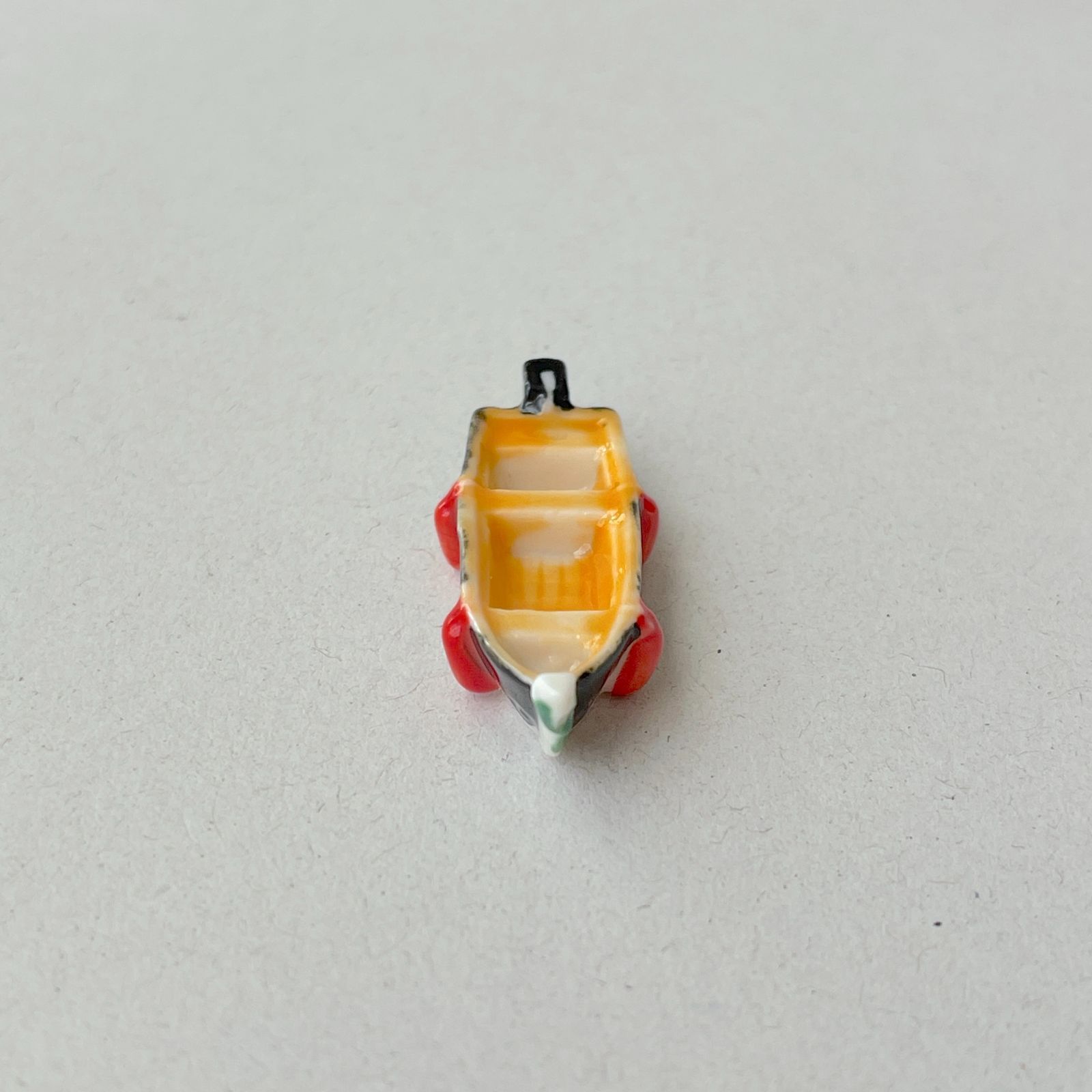 パニエの王様　レア　フェーブ　ヴィンテージ　フェーヴ　ミニチュア　陶器　カゴ パニエの王様 レア フェーブ ヴィンテージ フェーヴ ミニチュア 陶器