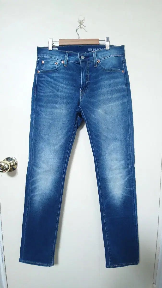 unico ウニコ SOOD(スード) ローテーブル グレー