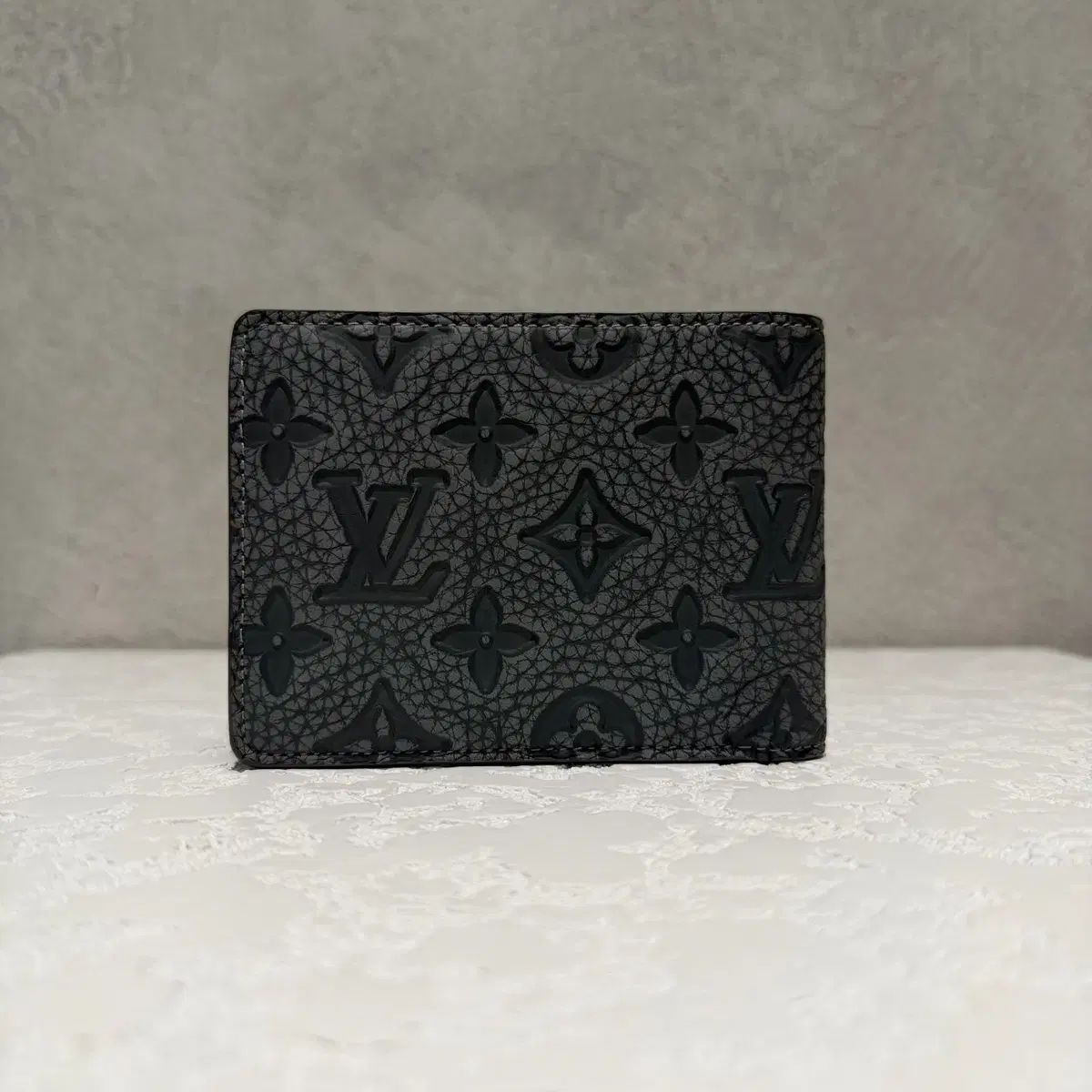 Louis Vuitton ルイヴィトン トゥー丸のままグラーナイト MULTI マルチ 二つ折り財布