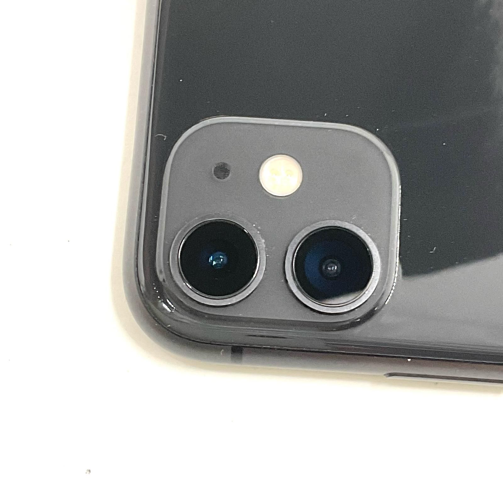  iPhone 11 128 GB ブラック docomo 白ロム 80 難有 スマートフォン本体 スマートフォン 携帯電話