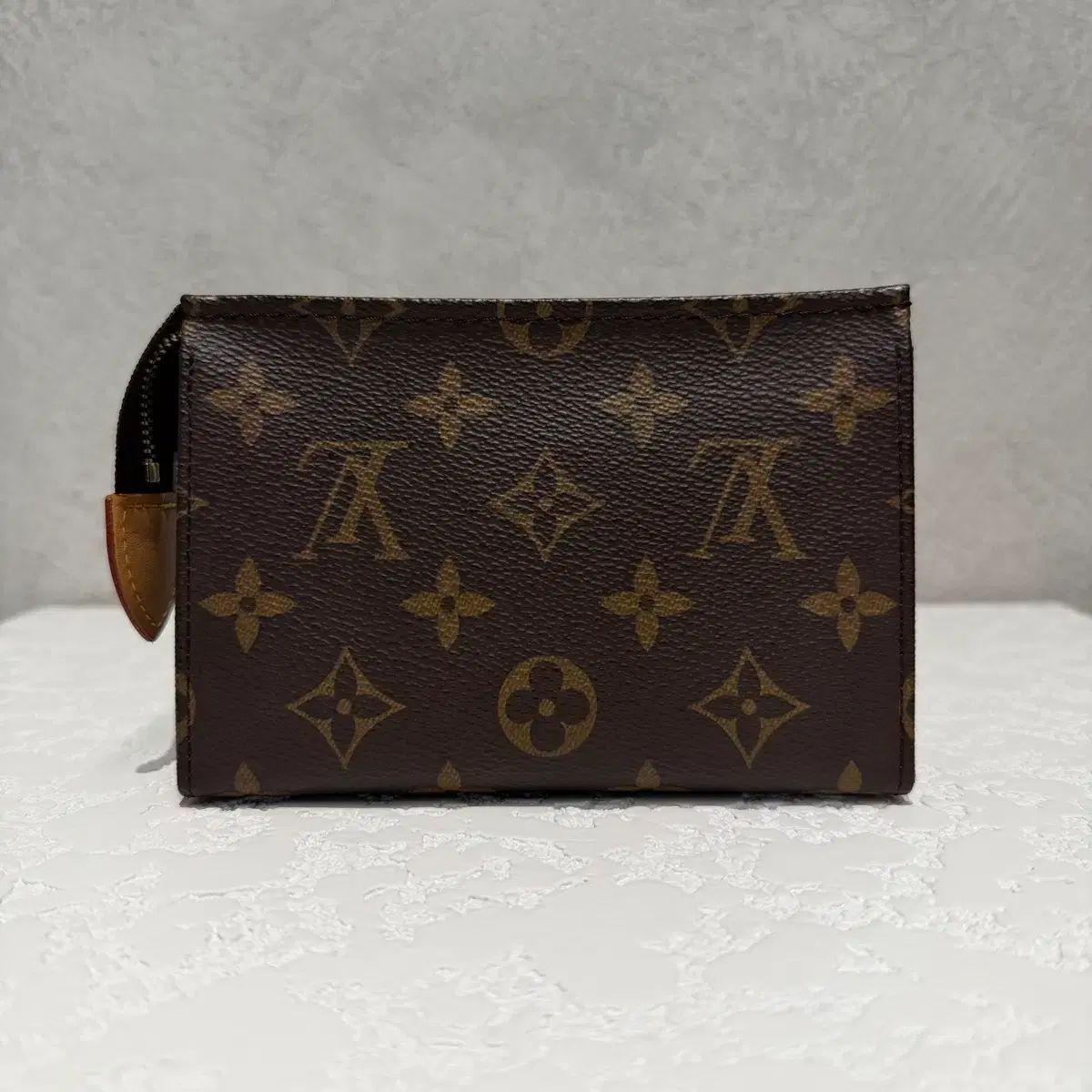 Louis Vuitton ルイヴィトン モノグラム トゥー丸のまま 15 ポーチ バッグ
