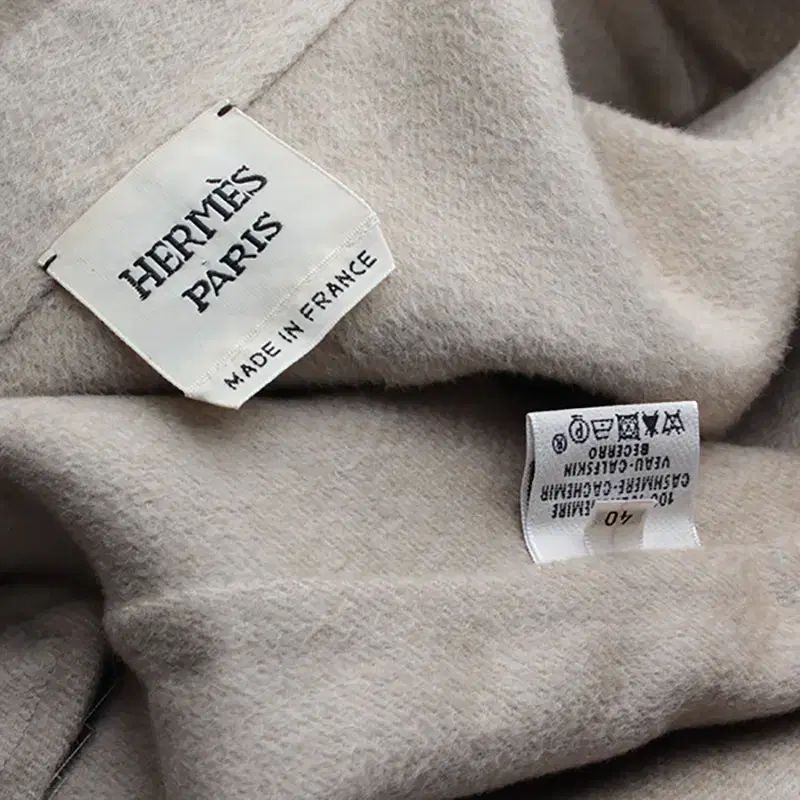 エルメス ベルト付き グレー カシミア コート 55 66 - メルカリ