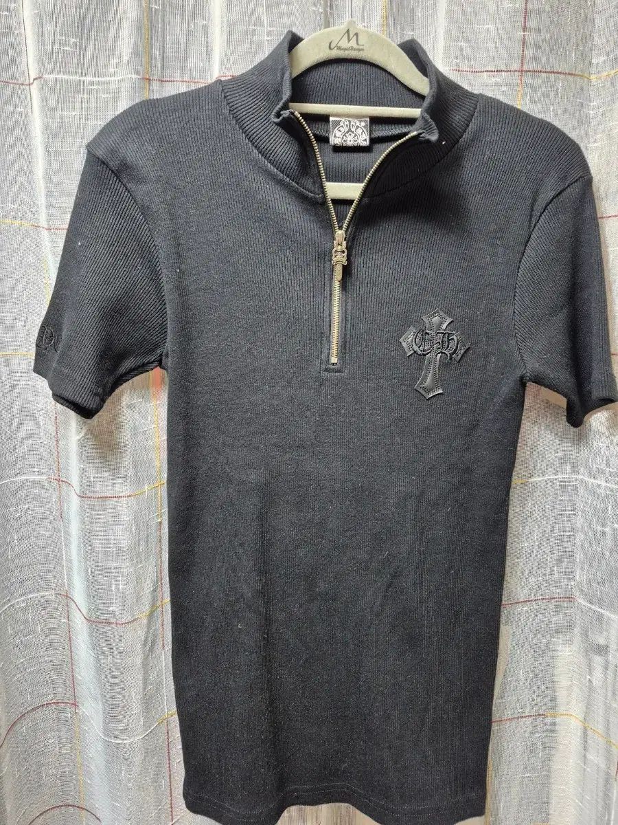 CHROME HEARTS クロムハーツ ブラック ハーフジップ Tシャツ