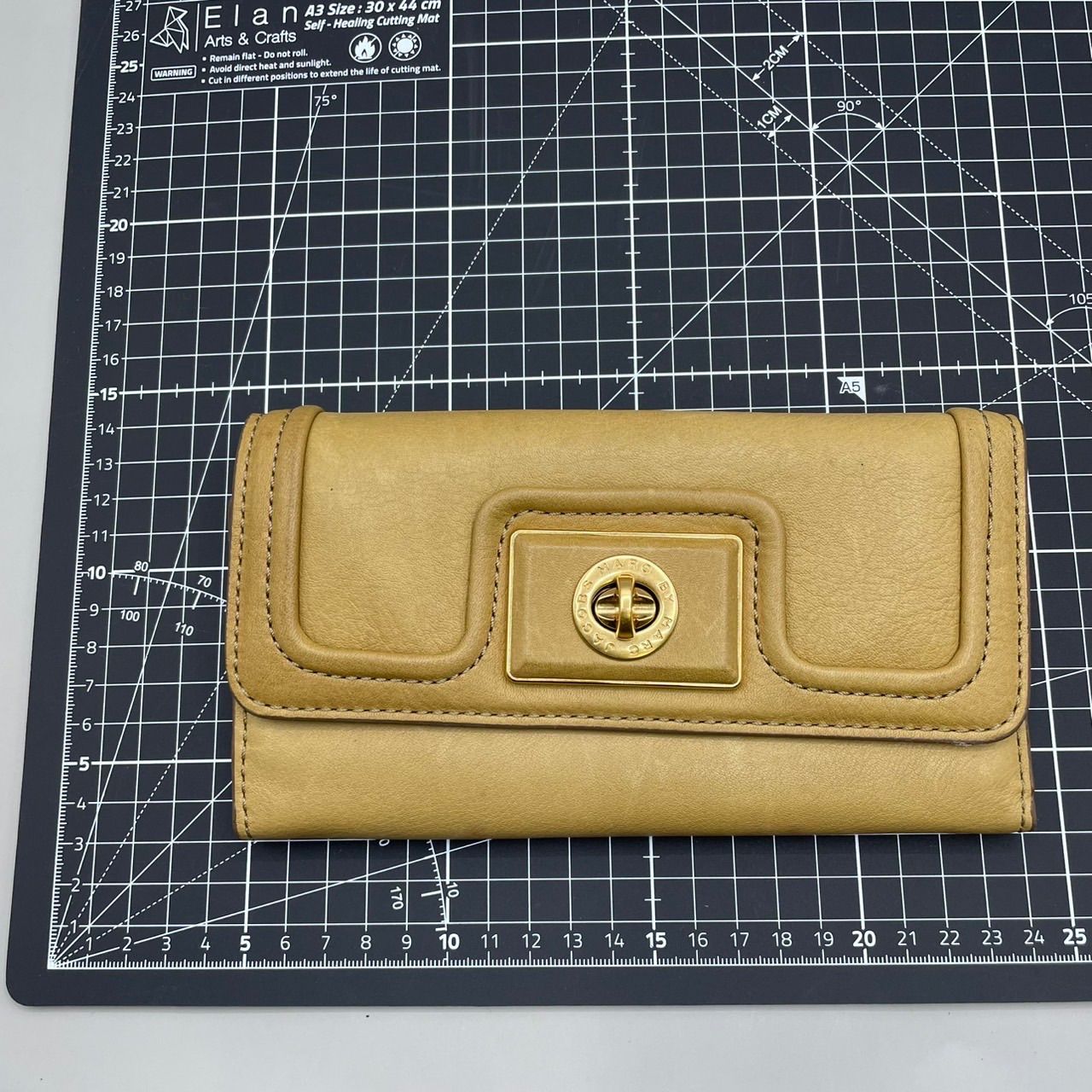 美品 MARC BY MARC JACOBS マークジェイコブス 長財布 ロング 