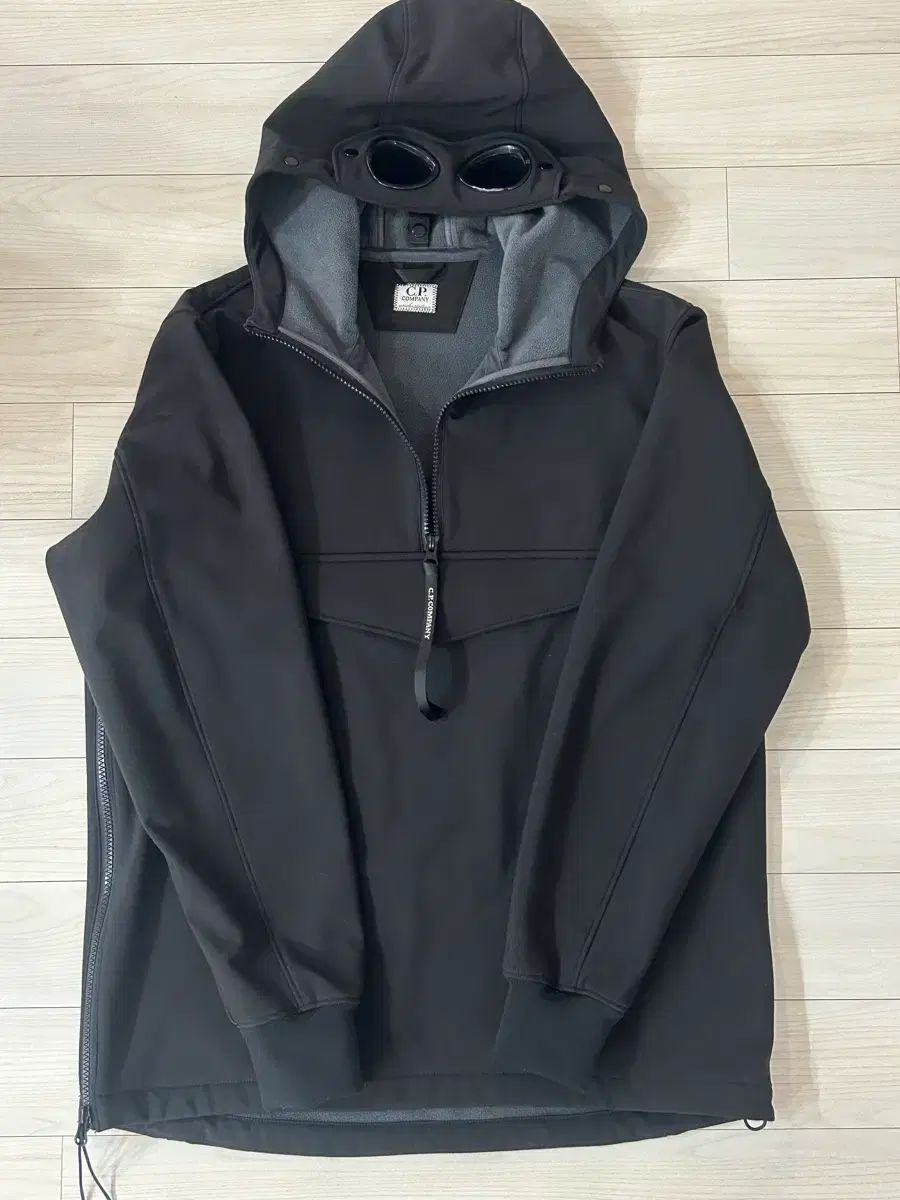 C P COMPANY シーピーカンパニー アノラック キッズ