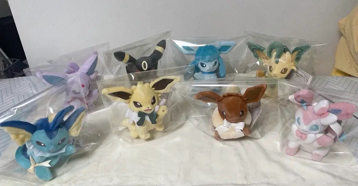 イーブイ s ぬいぐるみ 8種 イーブイサンダー