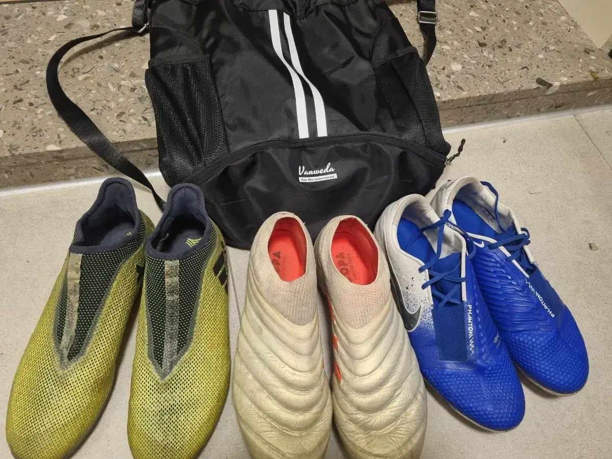 サッカーシューズ 3足 バッグ セット