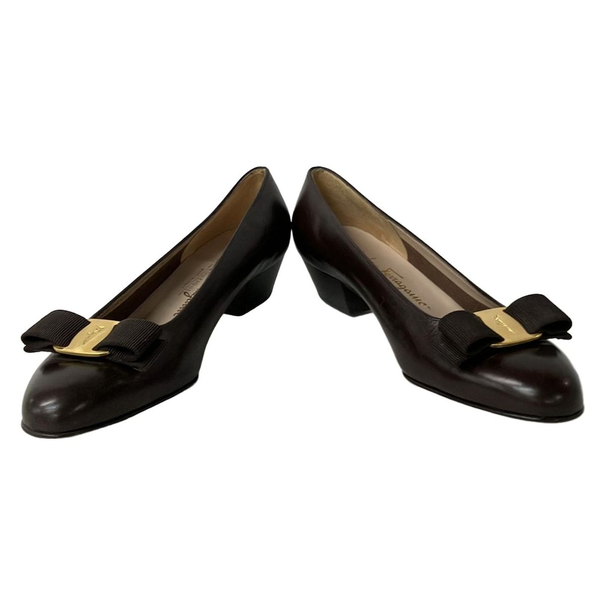 SalvatoreFerragamo サルバトーレフェラガモ パンプス 6 1 2 C レディース - ダークブラウン ヴァラ アウトソール張替済 レザー