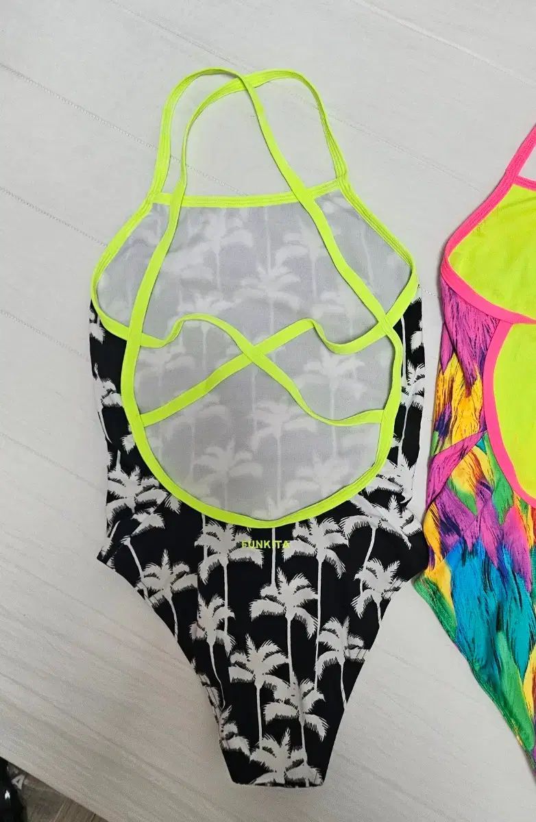  FUNKITA ファンキタ NIGHT Girl 14 スイミングキャップ タグ1 その他 水着 ラッシュガード