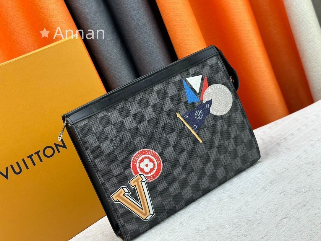 LOUIS VUITTON ルイヴィトン メンズ クラッチバッグ