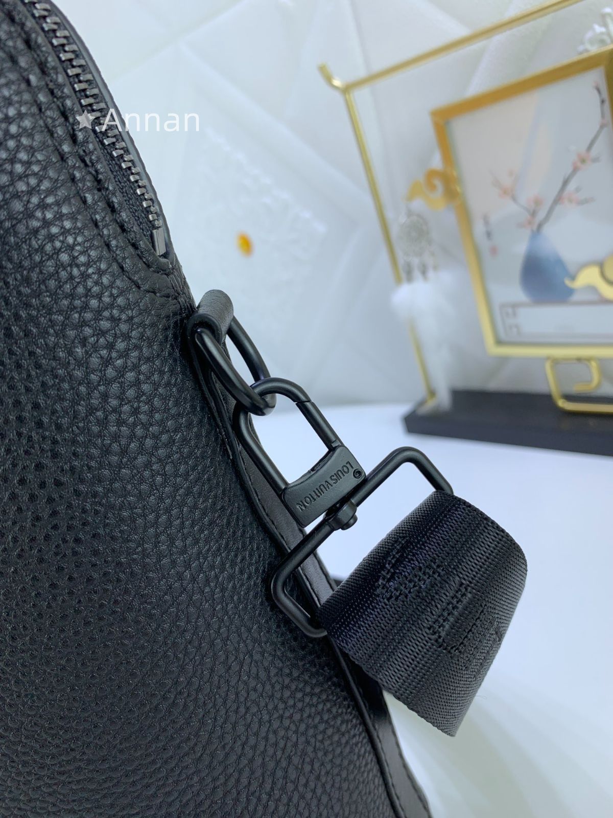 美品 LOUIS VUITTON ルイヴィトンメンズ ビジネスバッグ LV