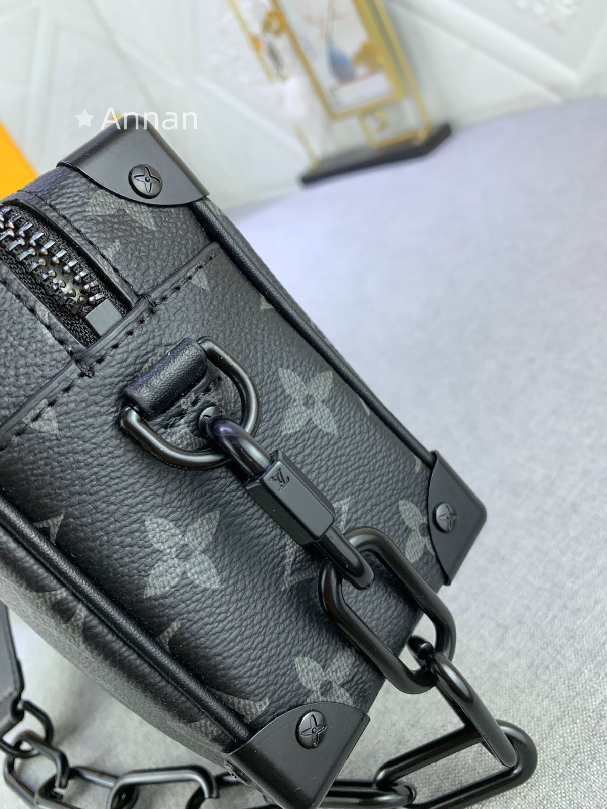 ショルダーバッグ