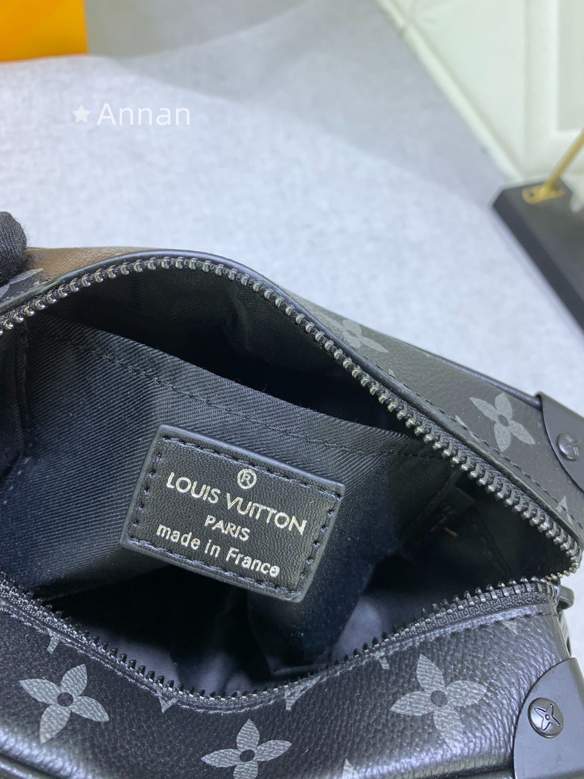 VUITTON ルイヴィトン