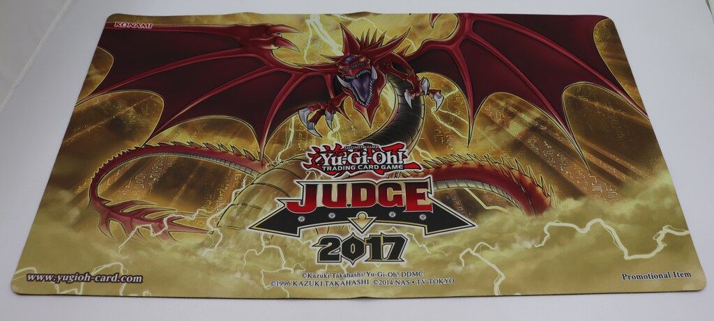 プレイマット【海外】 JUDGE2017 オシリスの天空竜 - メルカリ